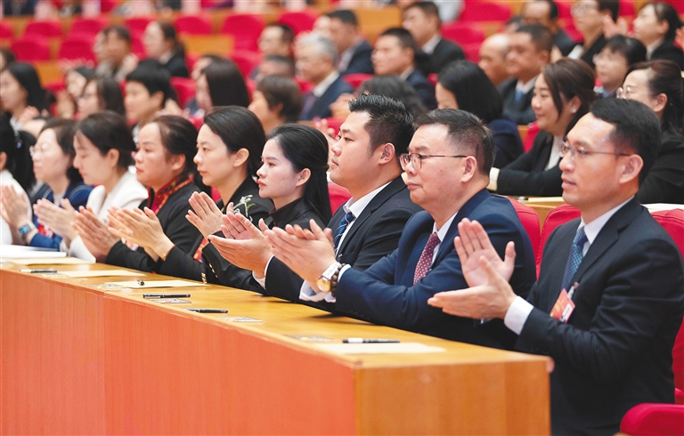 實干篤行擔使命 接續奮斗新征程——省七屆人大三次會議閉幕側記