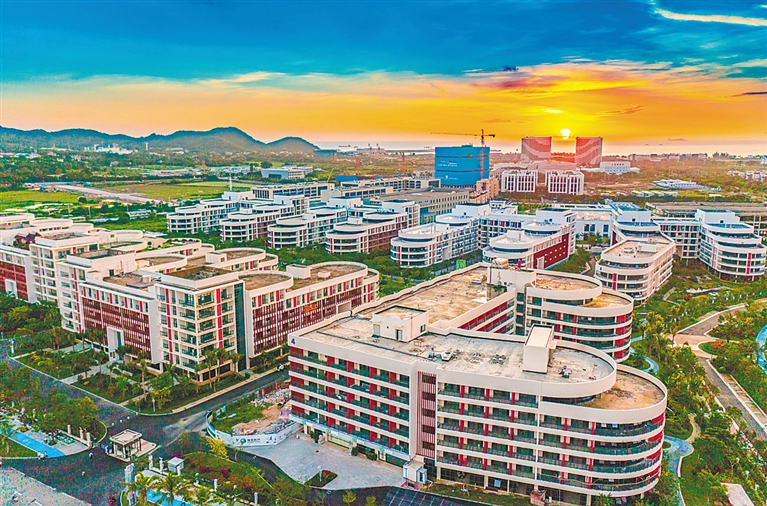 三亞崖州灣科技城管理局租賃雅布倫科技產(chǎn)業(yè)園已建成樓宇，為企業(yè)、科研機(jī)構(gòu)入駐提供保障。