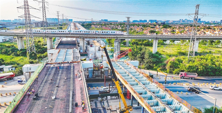 G15沈海高速公路?？诙斡型甑拙邆渫ㄜ嚄l件