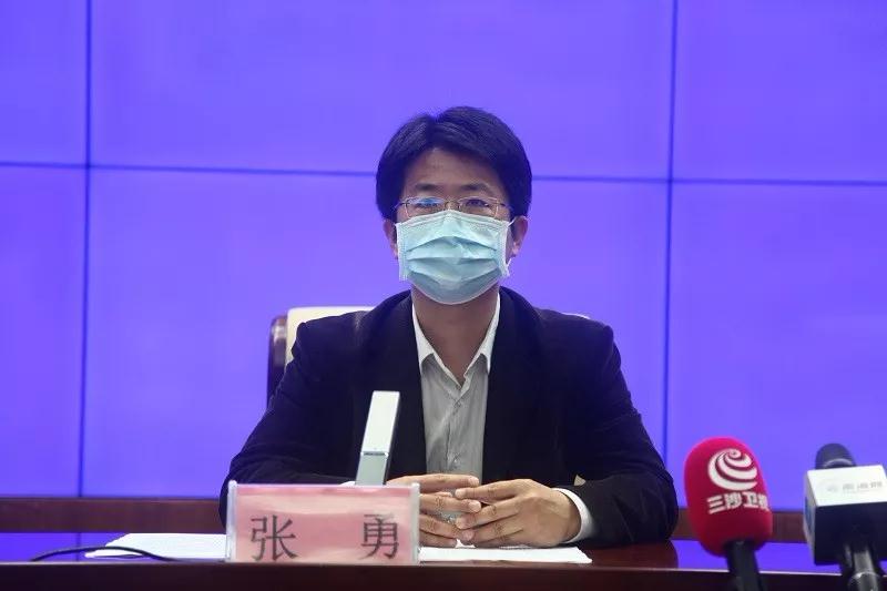 張 勇