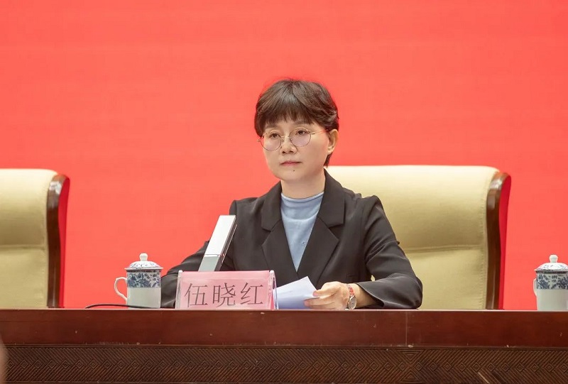 海南省生態(tài)環(huán)境廳副廳長(zhǎng)、新聞發(fā)言人伍曉紅