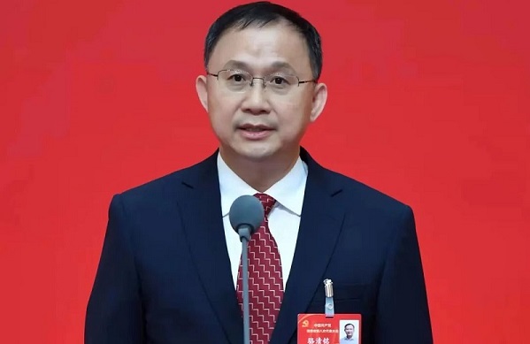 海南大學黨委副書記、校長，海南省科學技術協會主席駱清銘