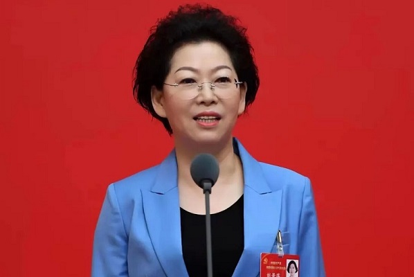 海南葫蘆娃藥業集團股份有限公司董事長、總經理劉景萍