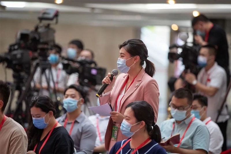 海南新聞聯播記者