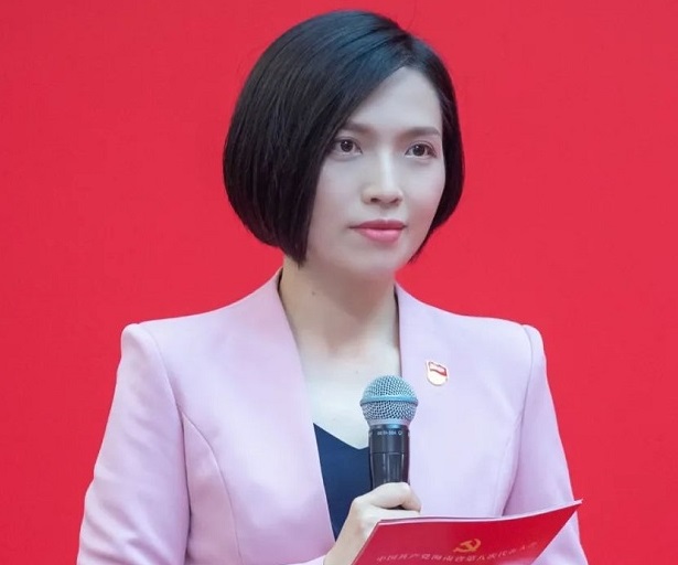 中共海南省委宣傳部新聞發布處處長、新聞發言人向向