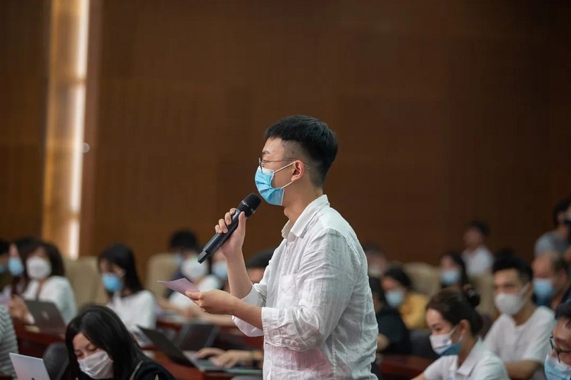 中央廣播電視總臺(tái)記者