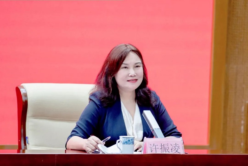 海南省婦女聯合會黨組成員、副主席許振凌