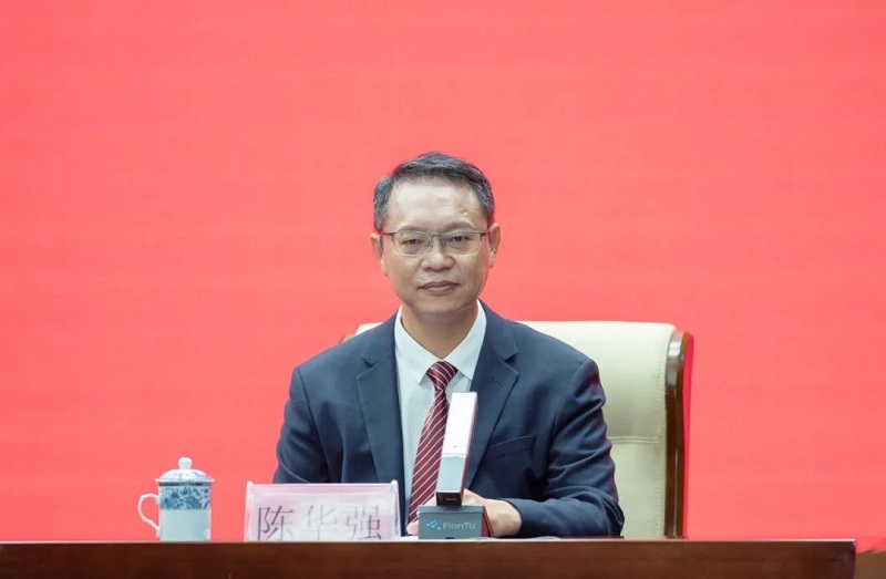 中共東方市委常委、市人民政府副市長陳華強