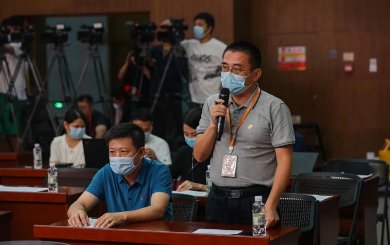 海南廣播電視總臺海南新聞聯(lián)播記者