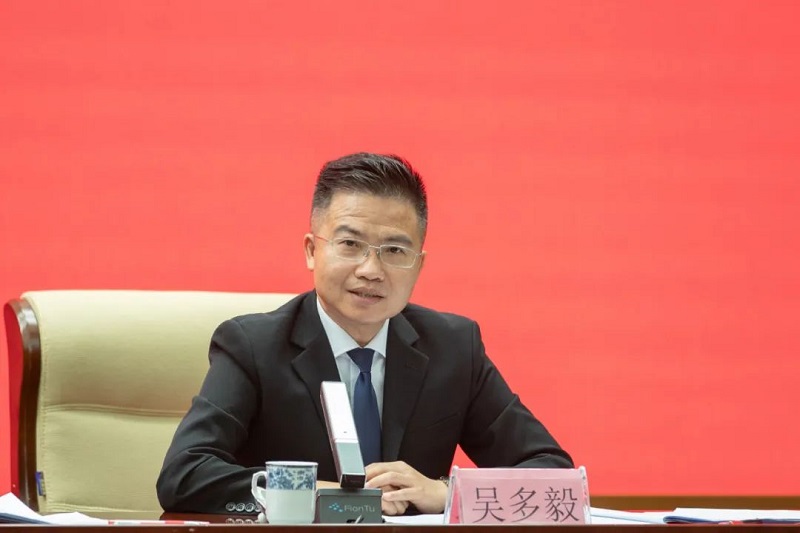 屯昌縣人民政府副縣長吳多毅