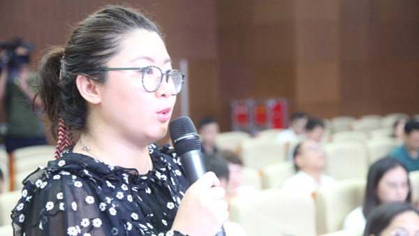 海南衛視海南新聞聯播記者提問