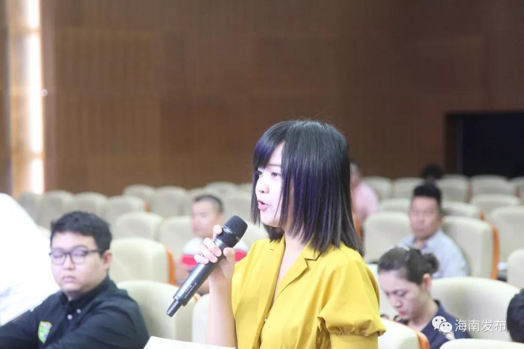 中國(guó)教育報(bào)記者提問