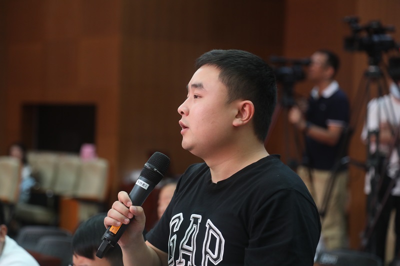 香港商報