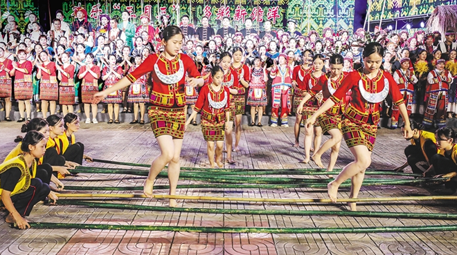 我省各市縣慶祝2023年海南黎族苗族傳統節日“三月三”